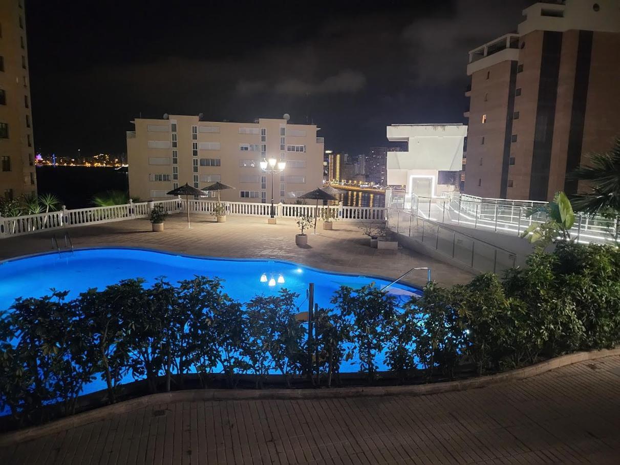 Trinisol II Private Apartments With Sea View Benidorm Eksteriør billede