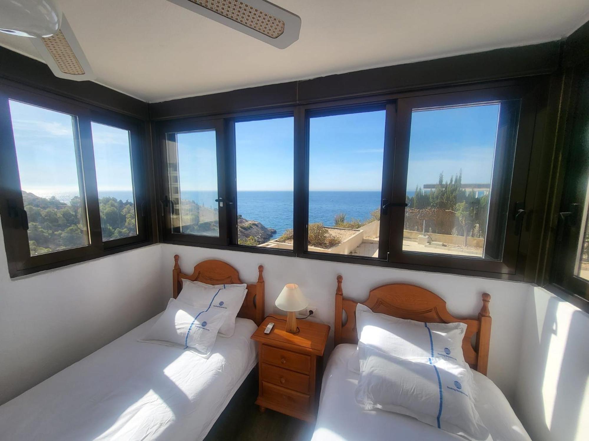 Trinisol II Private Apartments With Sea View Benidorm Eksteriør billede