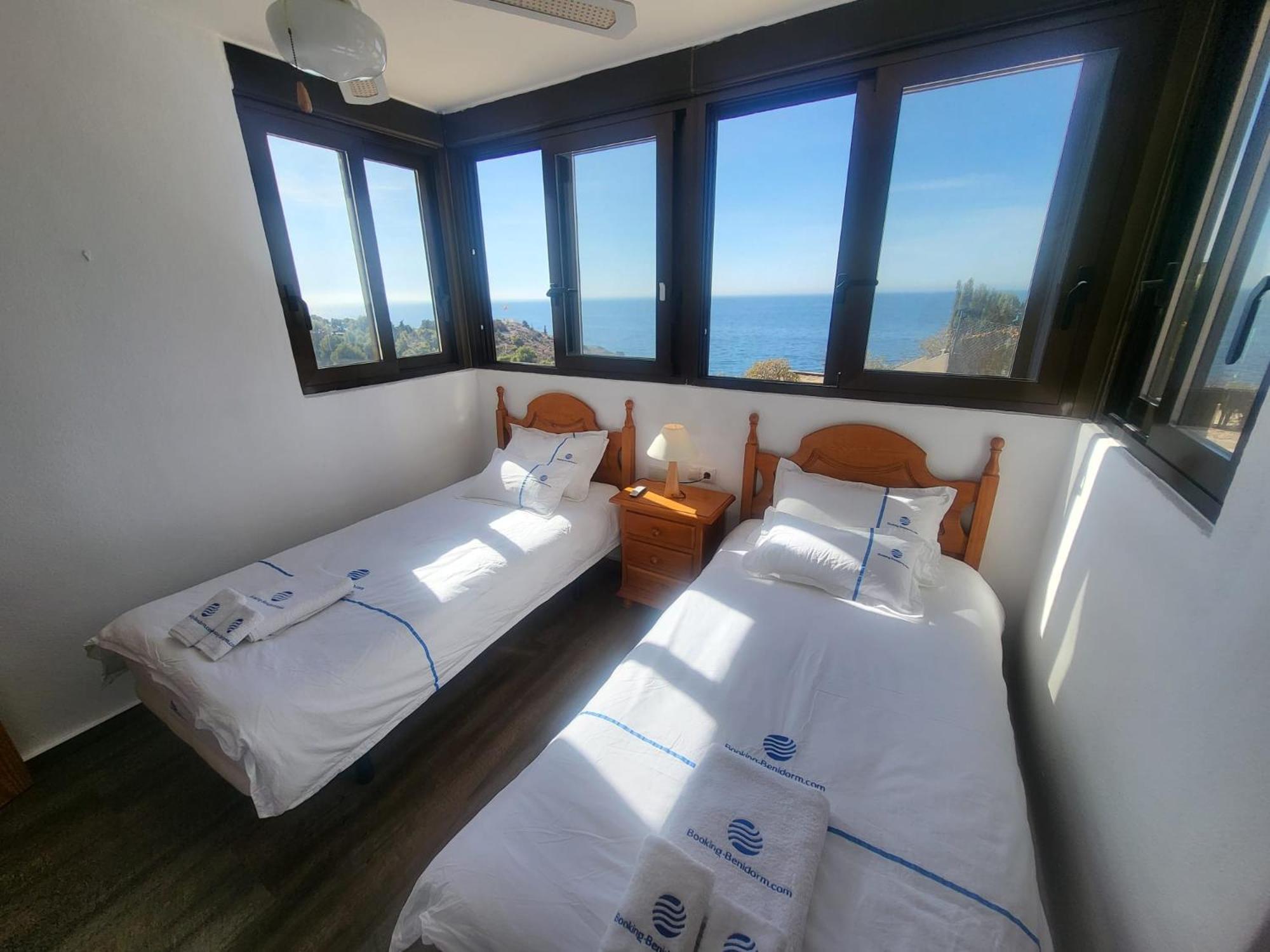 Trinisol II Private Apartments With Sea View Benidorm Eksteriør billede