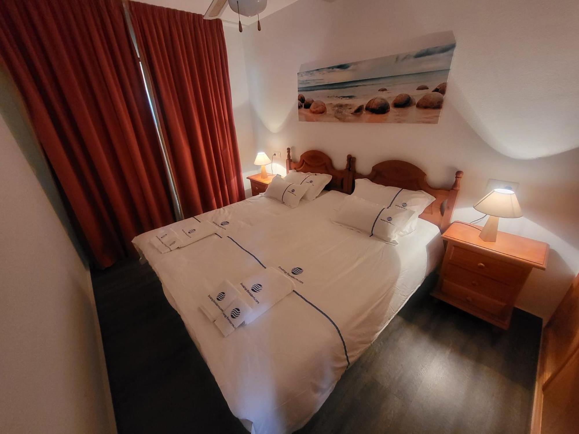 Trinisol II Private Apartments With Sea View Benidorm Eksteriør billede